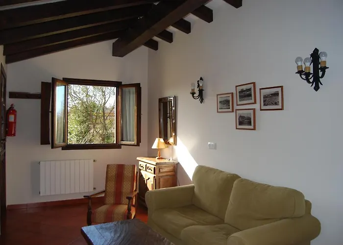 Apartamentos El Perujo